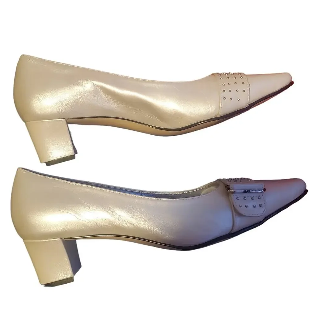 ROS HOMMERSON Size 7.5N Narrow Berry Nappa Leather in Bone Low Heel Pumps FLAW